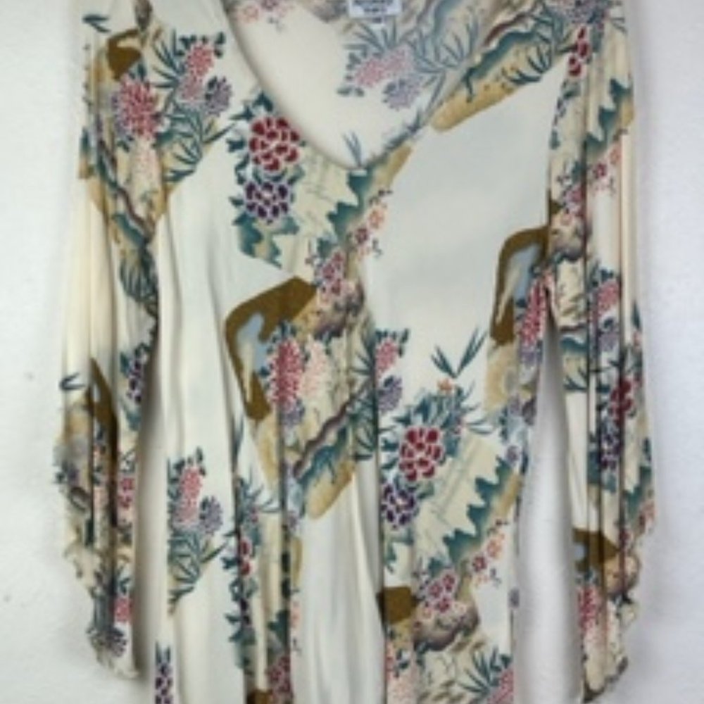 Naturally Yours Women's Hawaii Print Long Sleeve Blouse